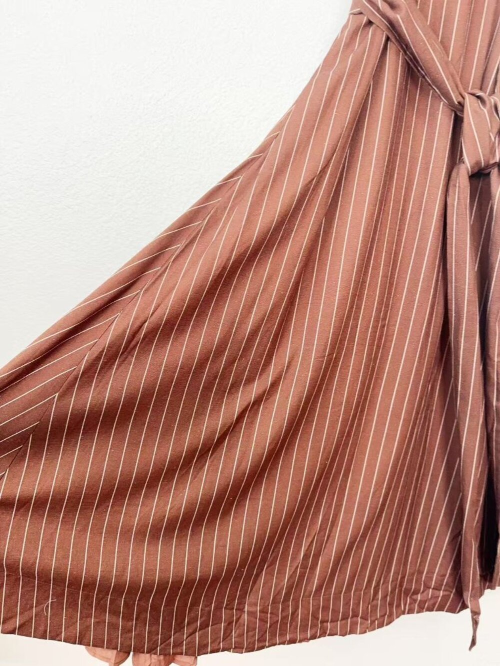 En Saison Adelaide Maxi Dress Brown Ivory Small $176 - Picture 3 of 7
